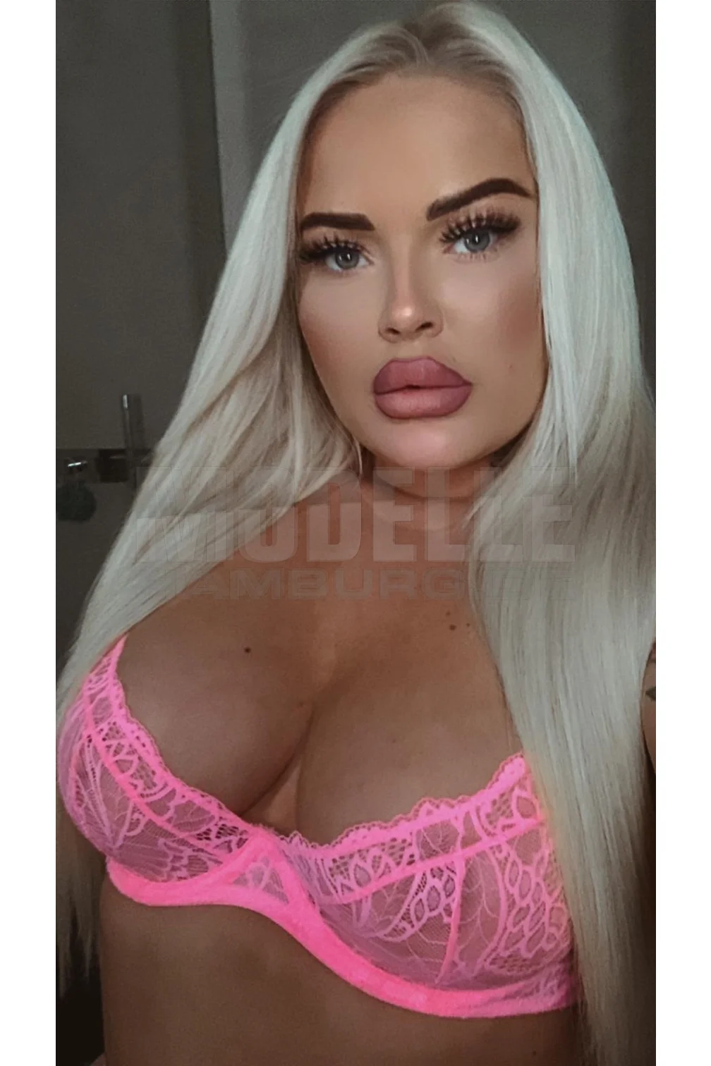 AMY DEUTSCH, 23, deutsch, Callgirl in Bremen
