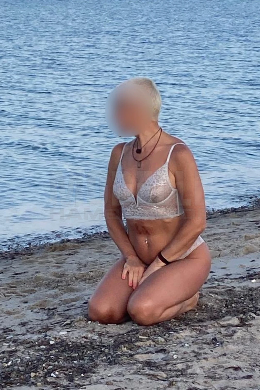 Ananda, 48, osteuropäisch, Erotikmassage in Hamburg