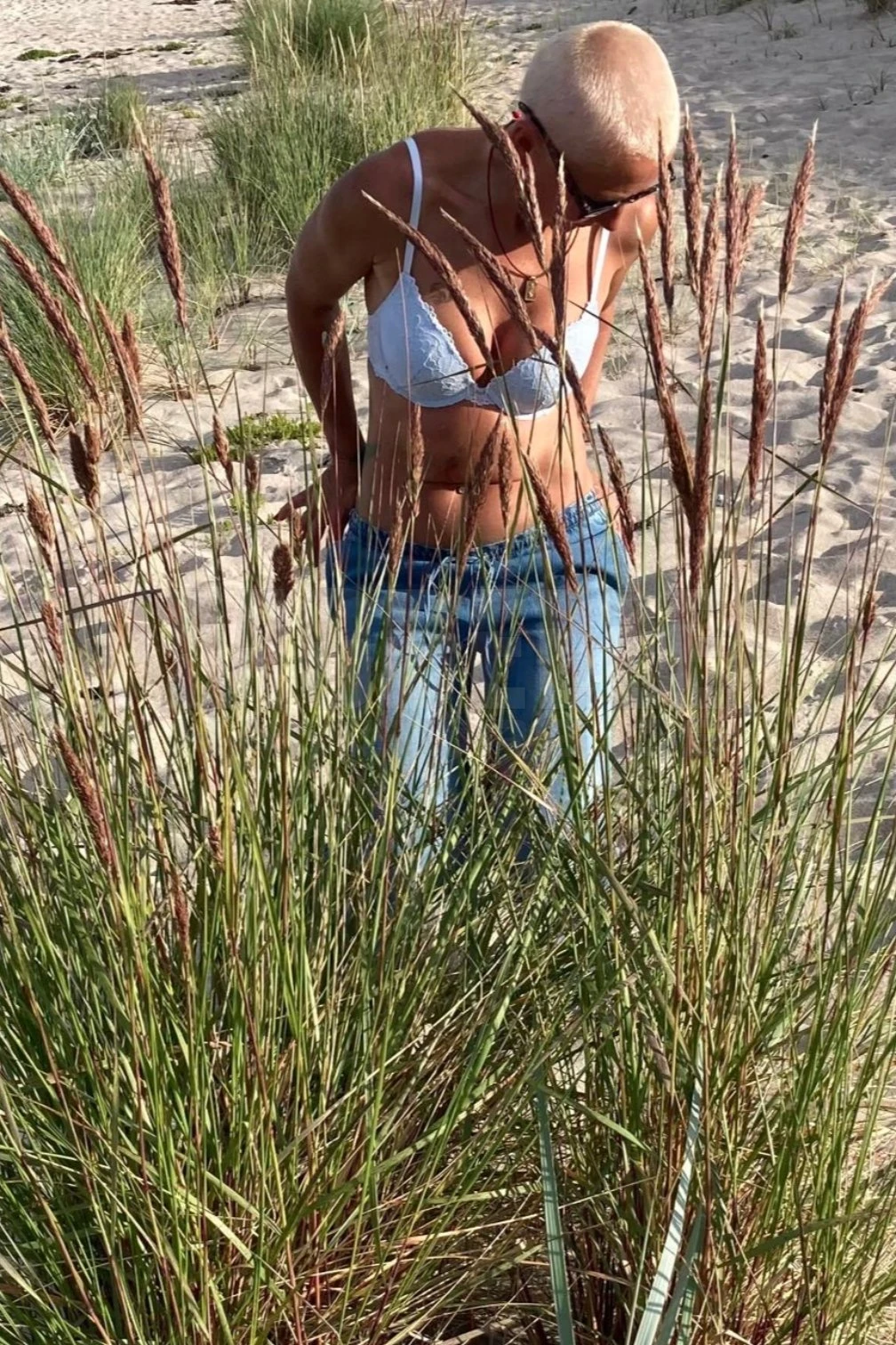 Ananda, 48, osteuropäisch, Erotikmassage in Hamburg