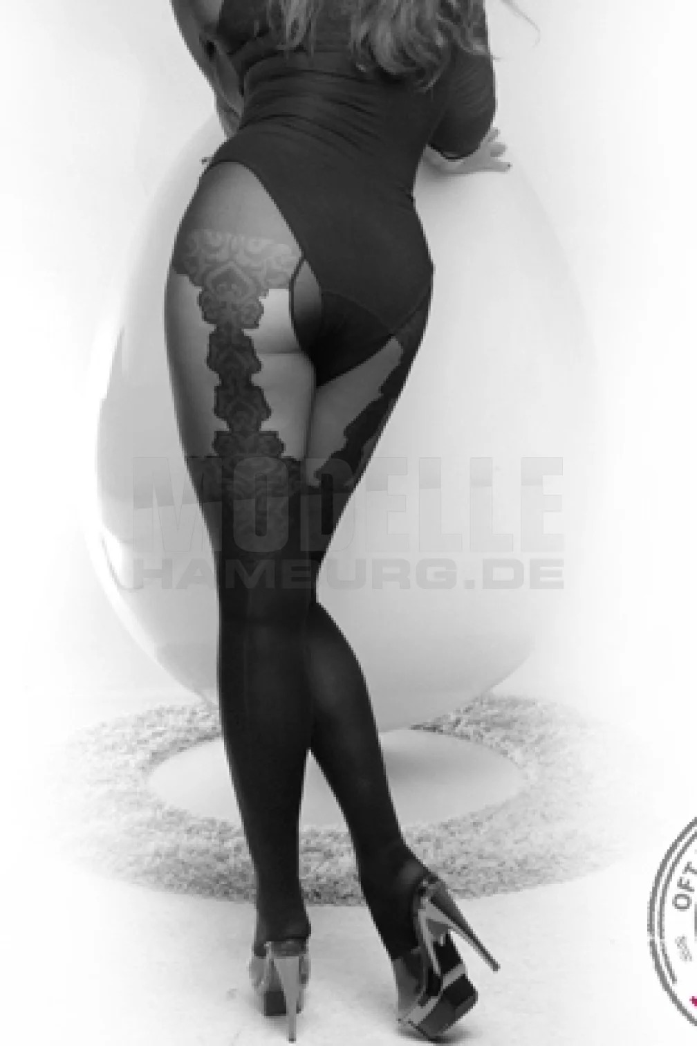 Claire, 41, 180cm, 60kg, 75 D