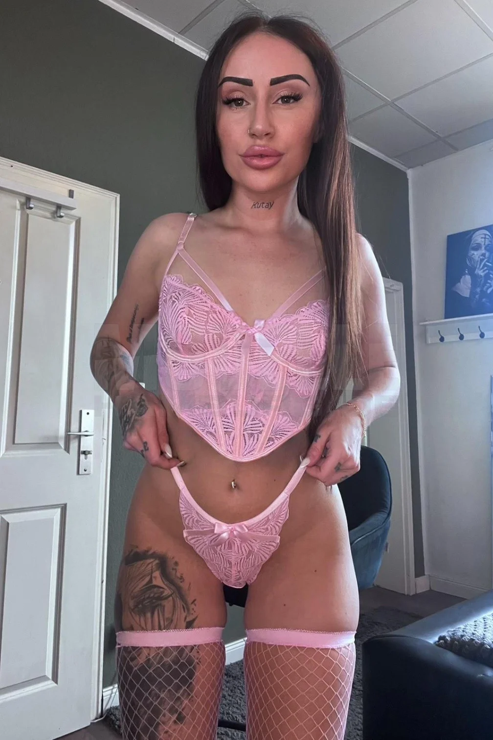 Melina, 24, 160cm, 55kg, 70 B