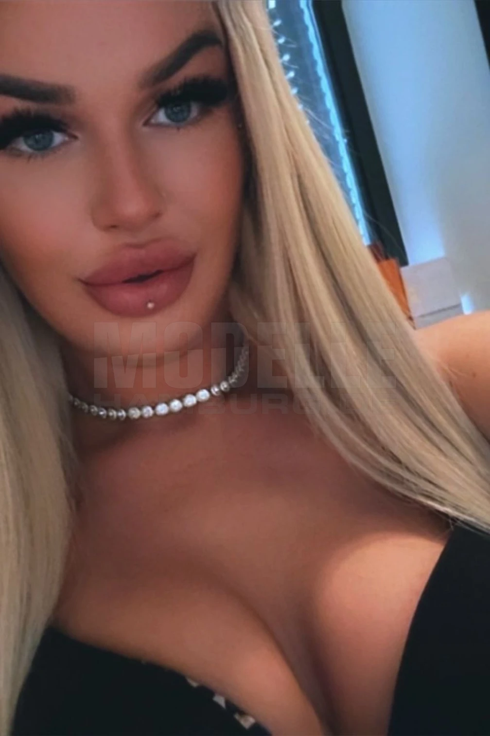 Deutsche Luna-Marie, 24, 176cm, 59kg, 80 B