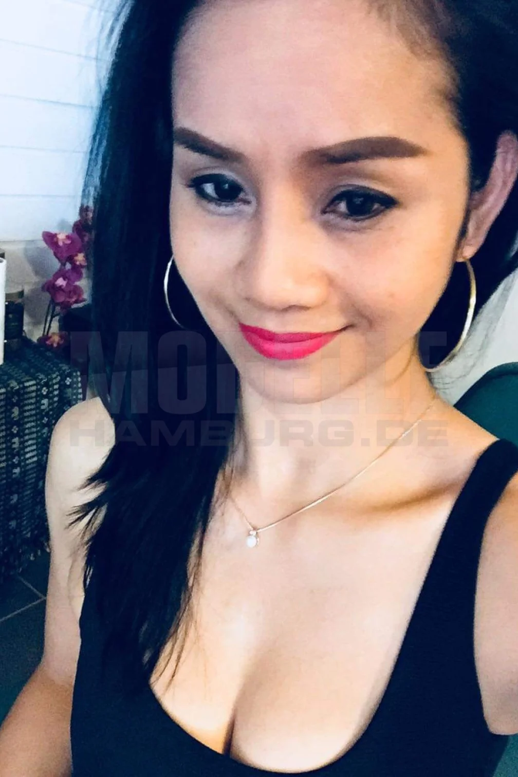 Rose, 37, thailändisch, Erotikmassage in Kiel