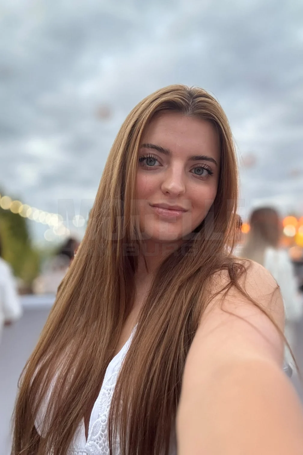 Isabela, 20, osteuropäisch, Callgirl in Hamburg-Altona