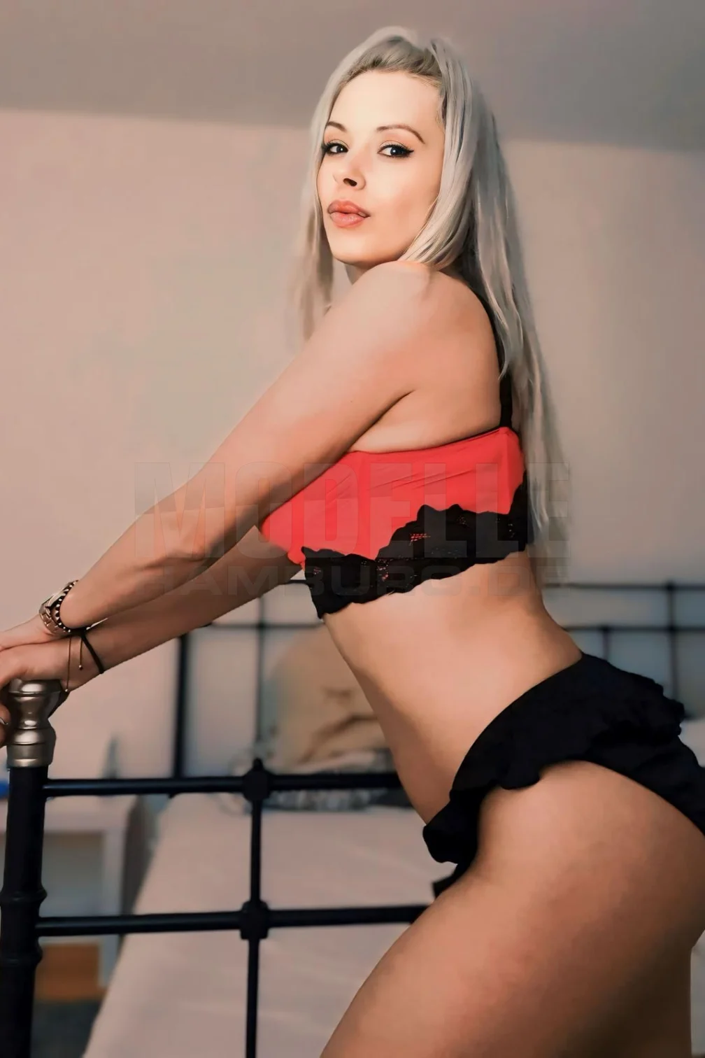 Bella, 33, 169cm, 55kg, 75 C