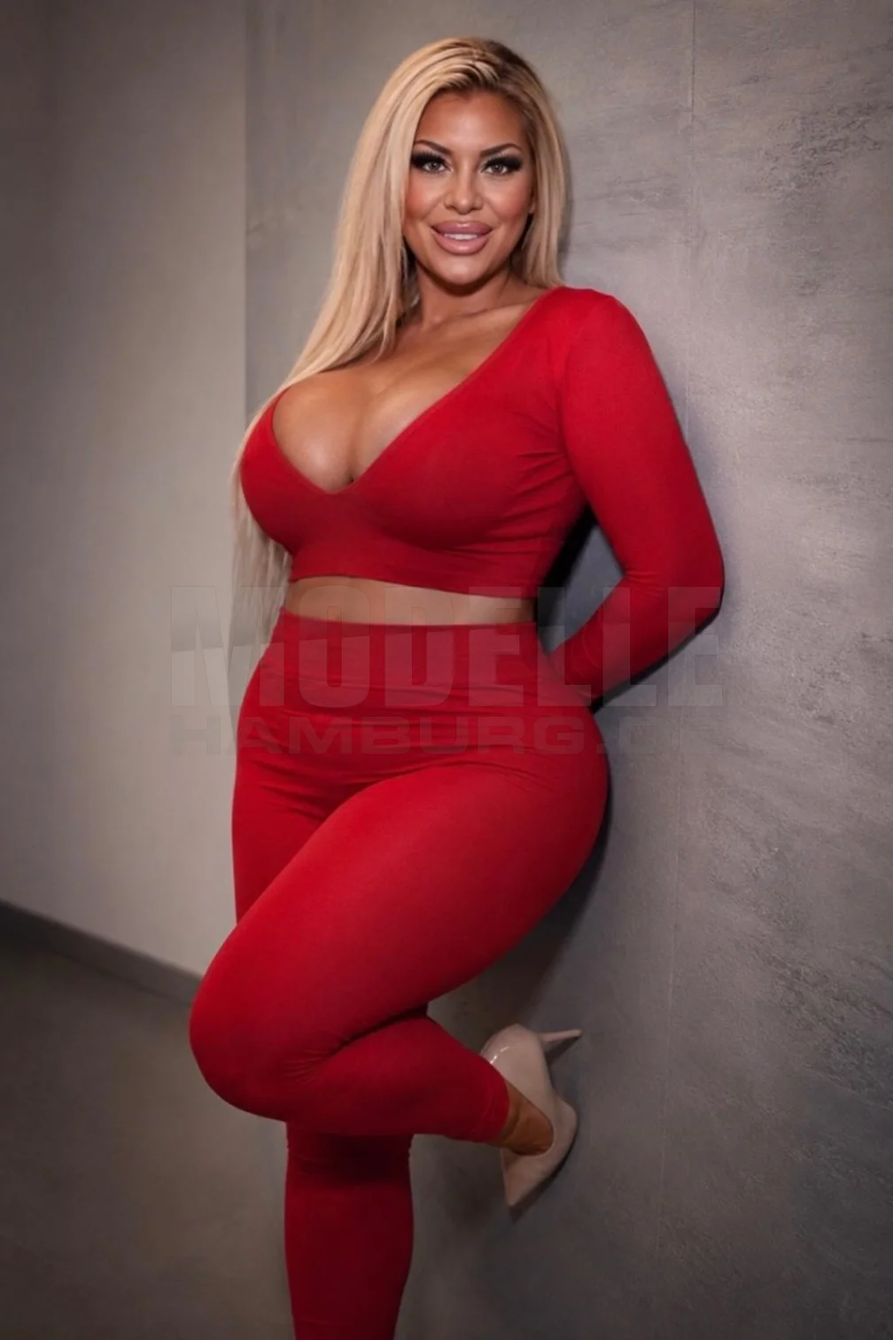 PORNO SHARON  PARTY MILF, 48, osteuropäisch, Nutte in Hamburg-Stellingen