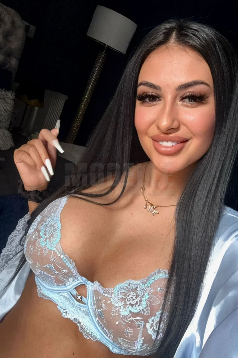 Evelina, 21, osteuropäisch, Hostess in Hamburg-Barmbek