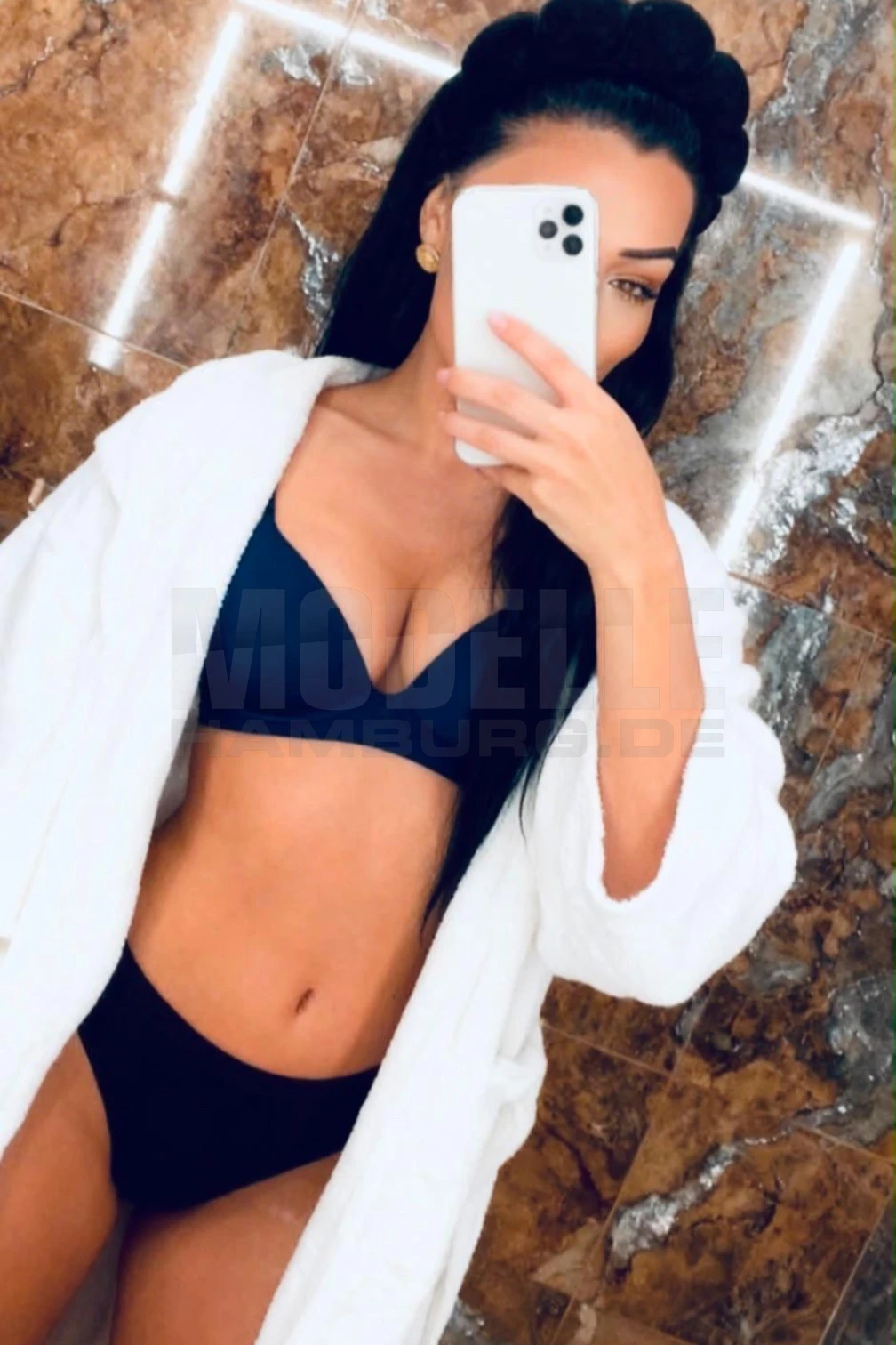 Myriam, 21, 165cm, 50kg, 70 A