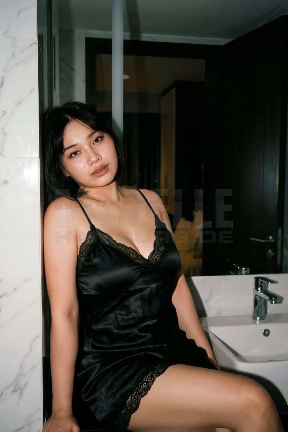 Minnie, 30, 162cm, 53kg, 75 D
