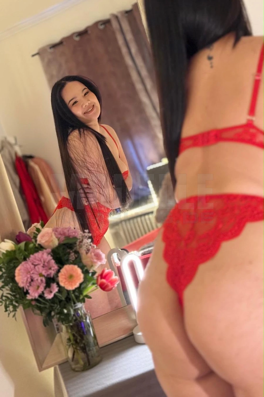 yuki, 21, thailändisch, Hure in Hamburg-Langenhorn