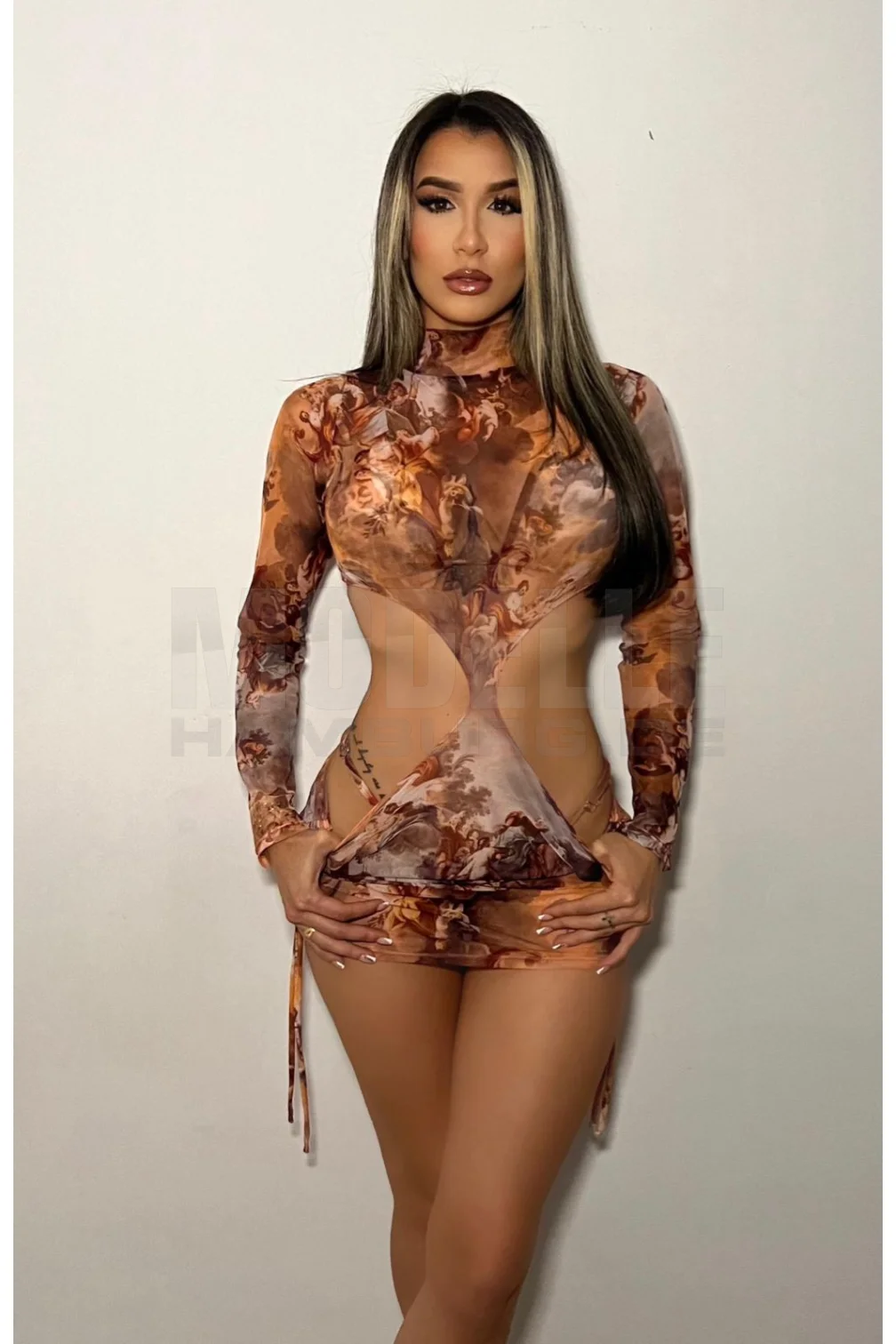 ARIA, 26, spanisch, Hostess in Hamburg-Tonndorf