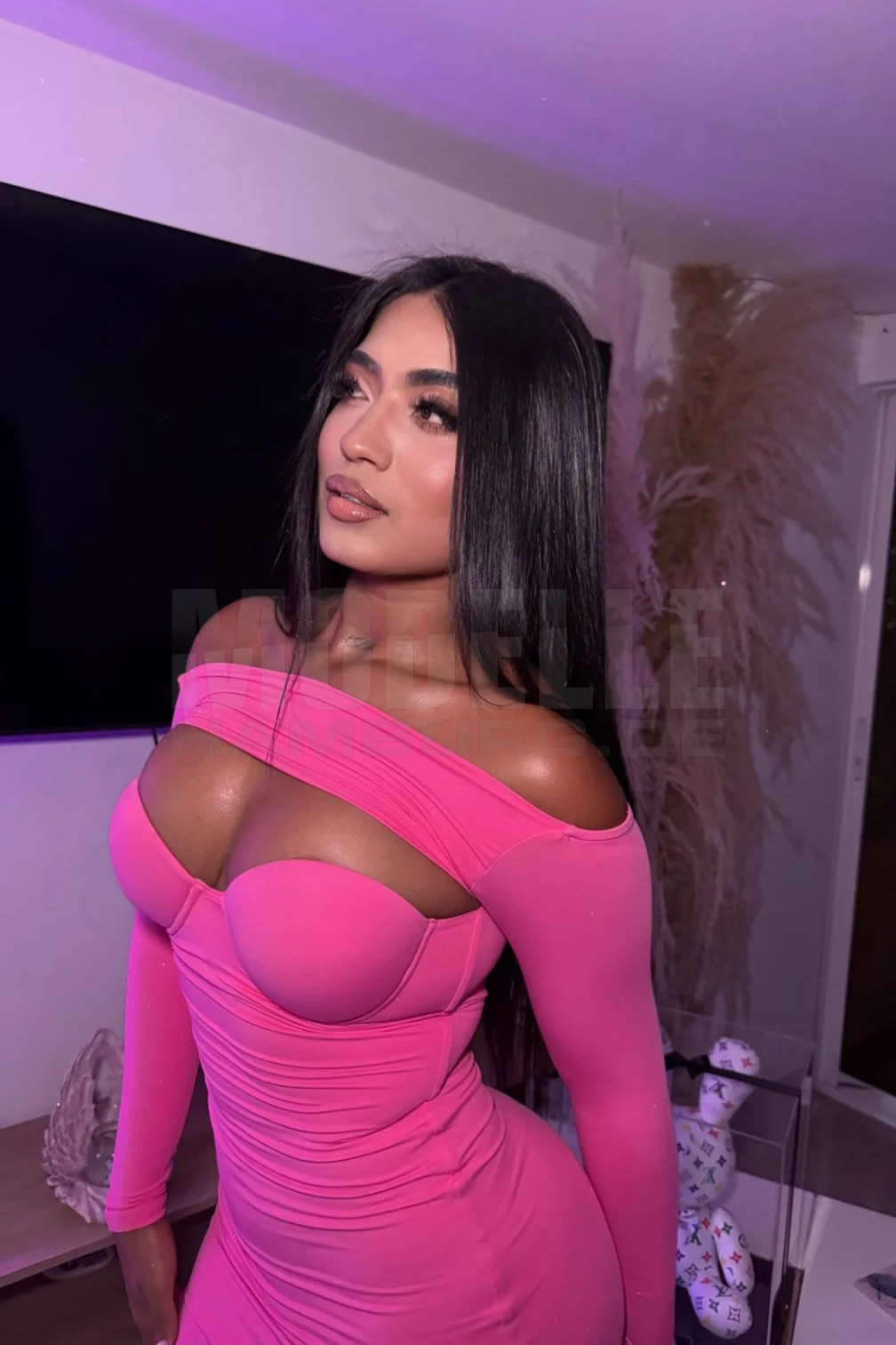 Natasha, 23, 165cm, 65kg, 75 D