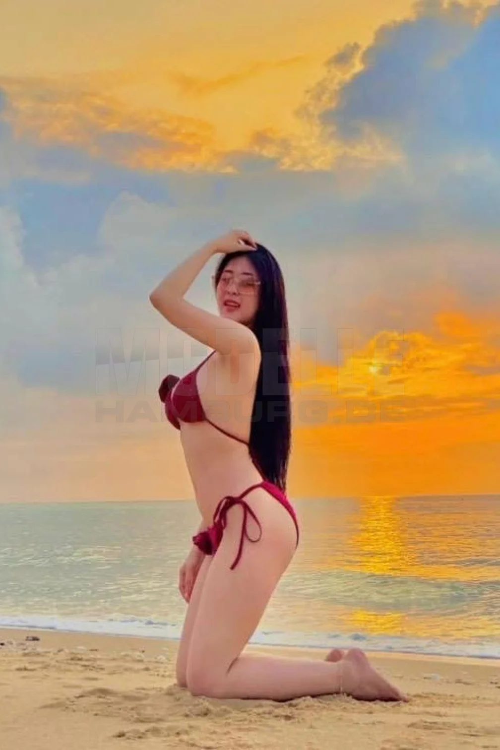 Asia Girl Lilly, 22, asiatisch, Hostess in Hamburg-Bahrenfeld