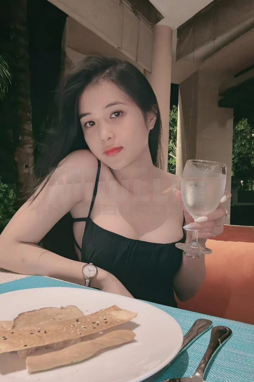 Asia Girl Lilly, 22, asiatisch, Hostess in Hamburg-Bahrenfeld