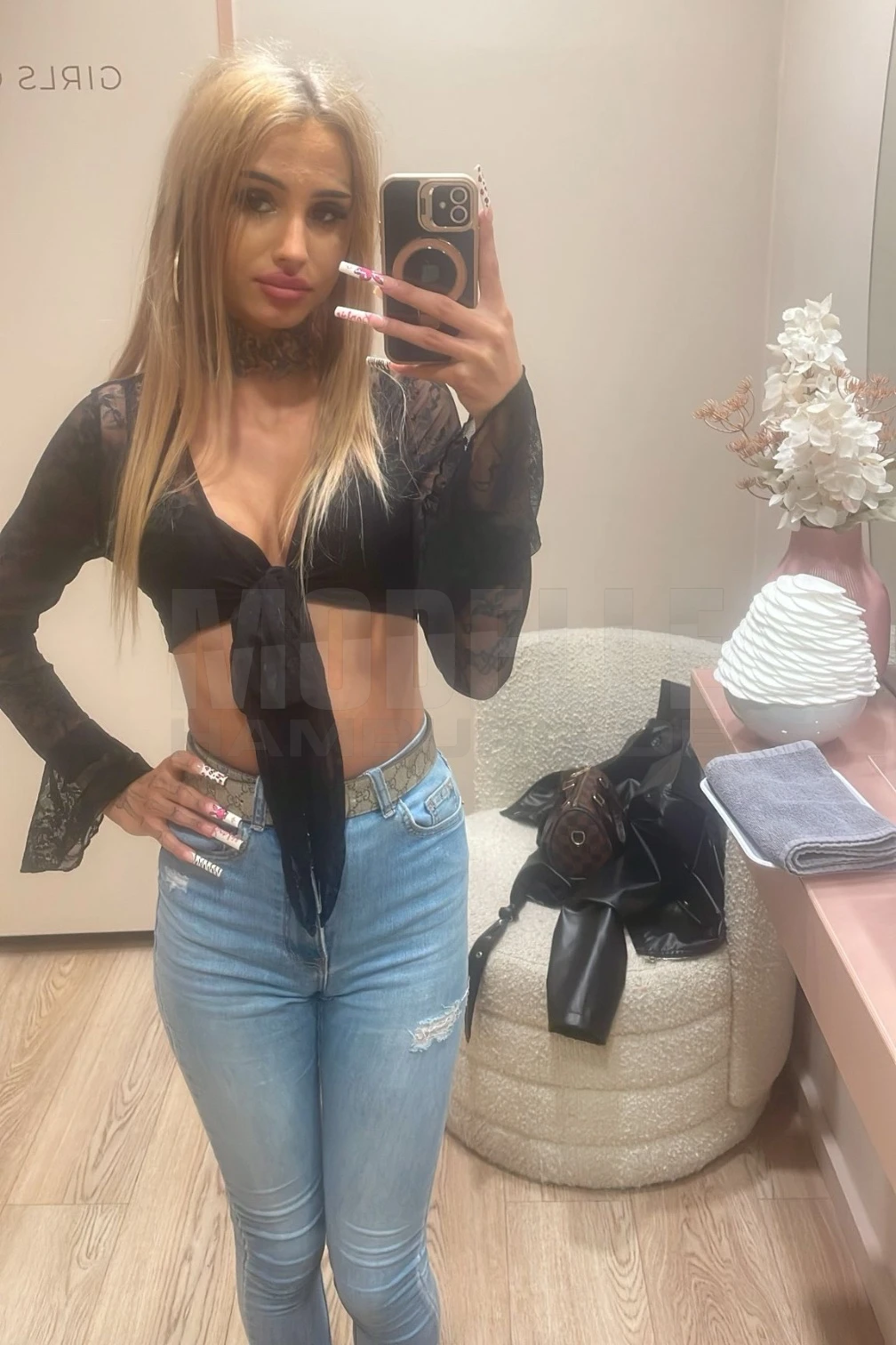 Ariana cherry, 19, 159cm, 48kg, 70 B
