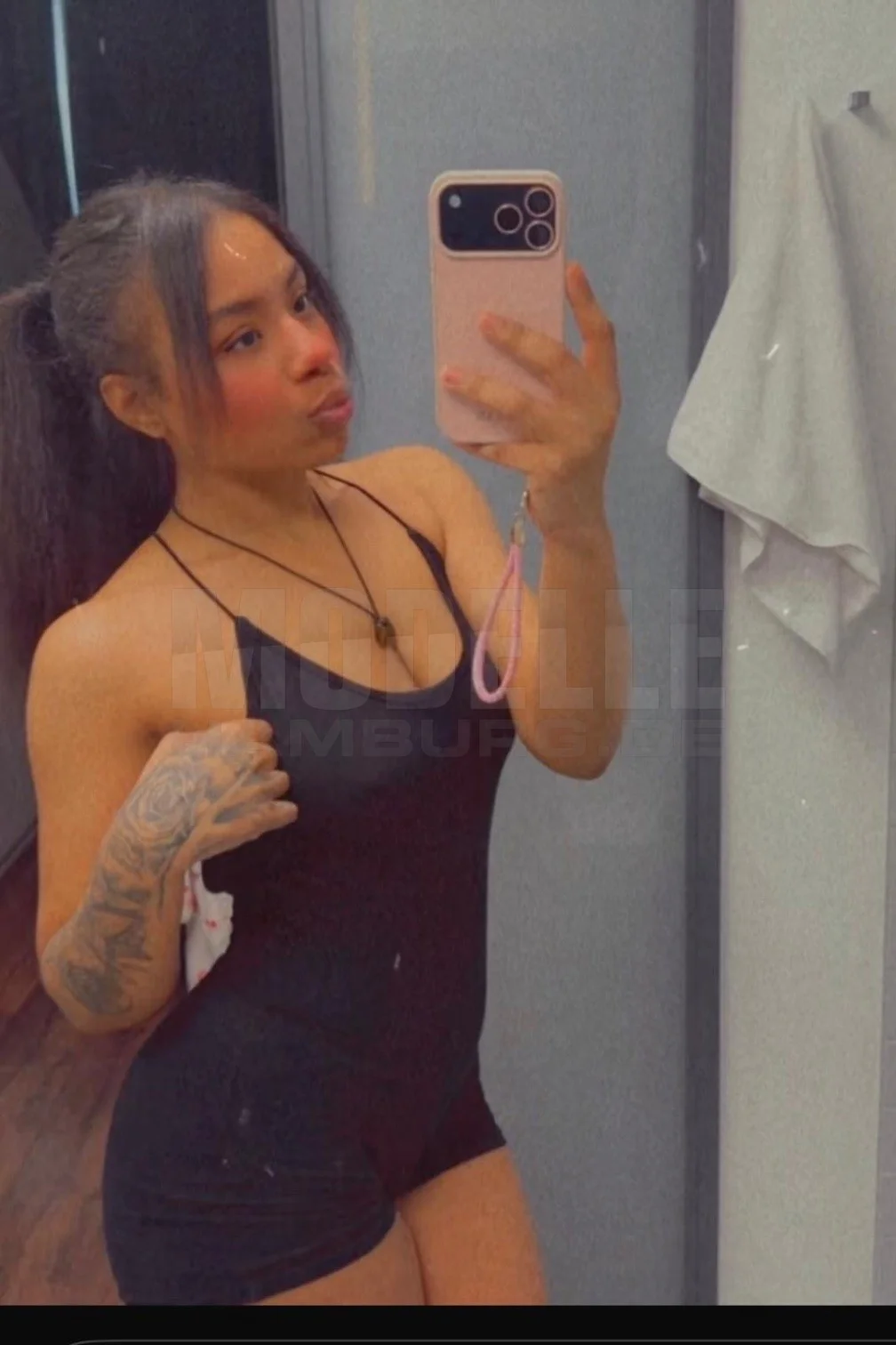 Cristal, 22, 170cm, 58kg, 75 C