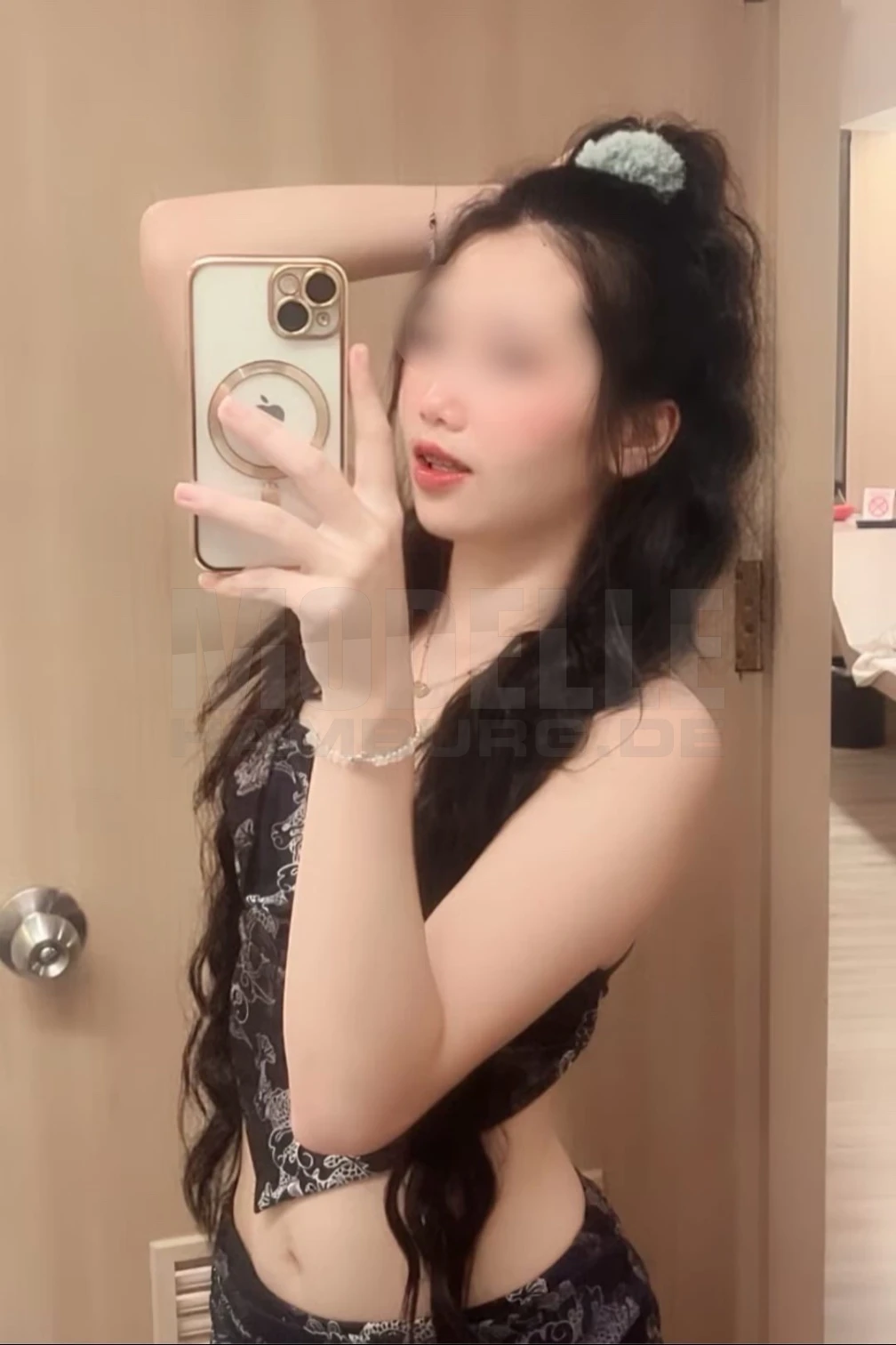 Asia Laura, 20, asiatisch, Nutte in Hamburg-Harburg