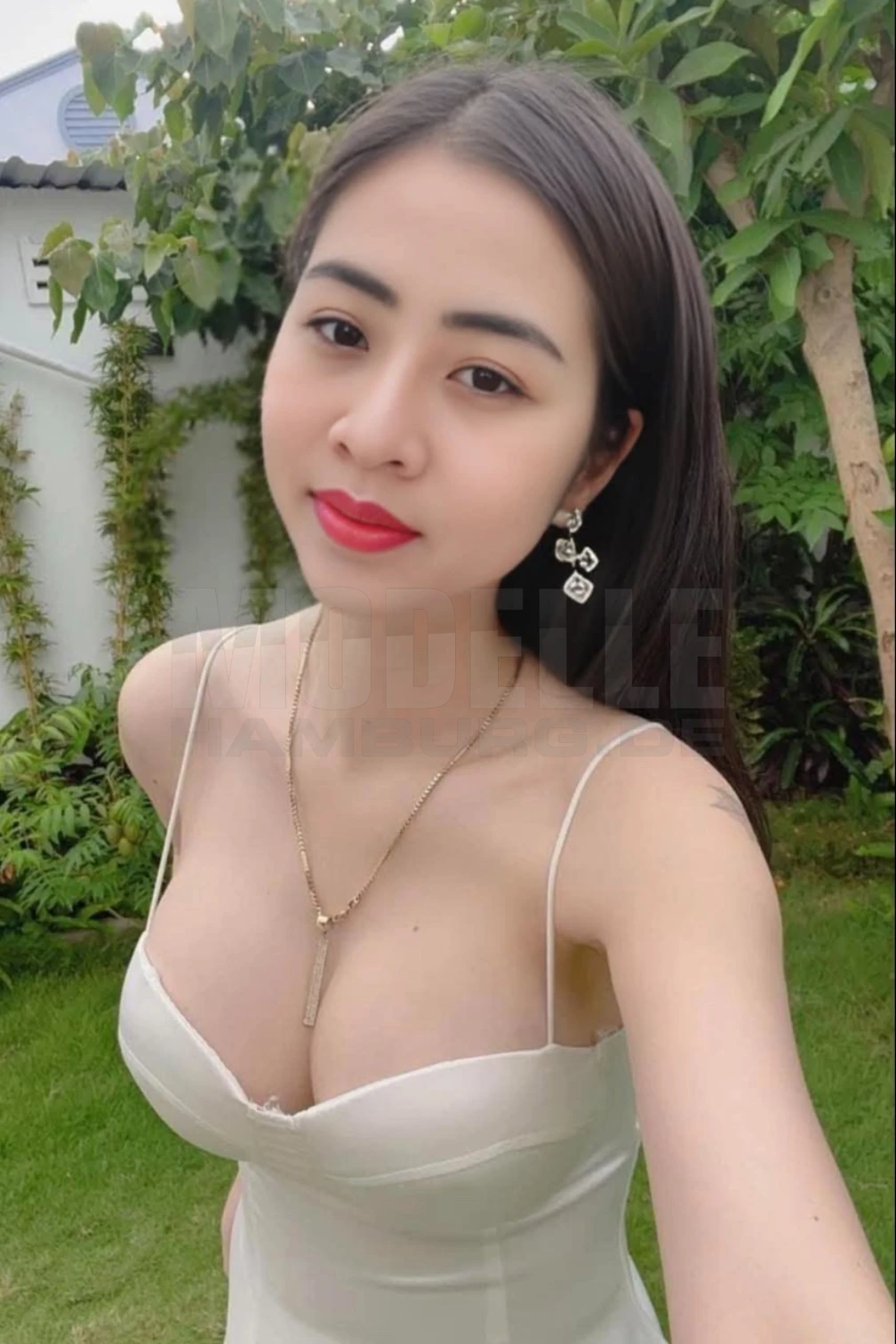 Asia Lili AV, 25, asiatisch, Hure in Hamburg-Harburg