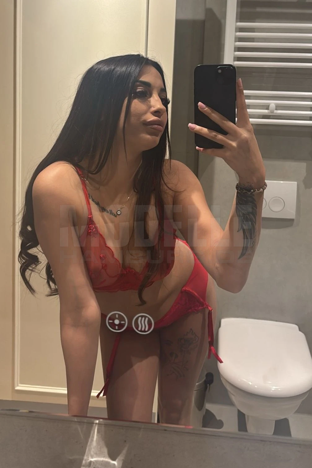 Mia, 22, osteuropäisch, Hure in Bremen-Neustadt