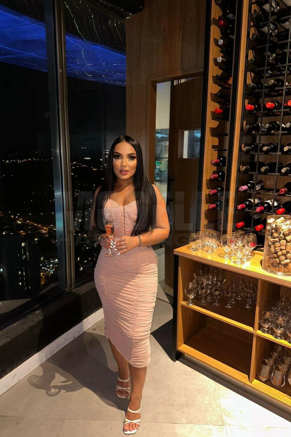 Natasha, 26, 158cm, 59kg, 75 C