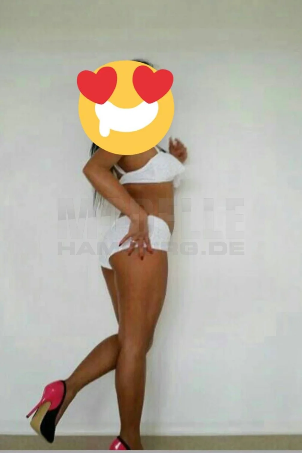 Lee, 40, 160cm, 58kg, 70 B
