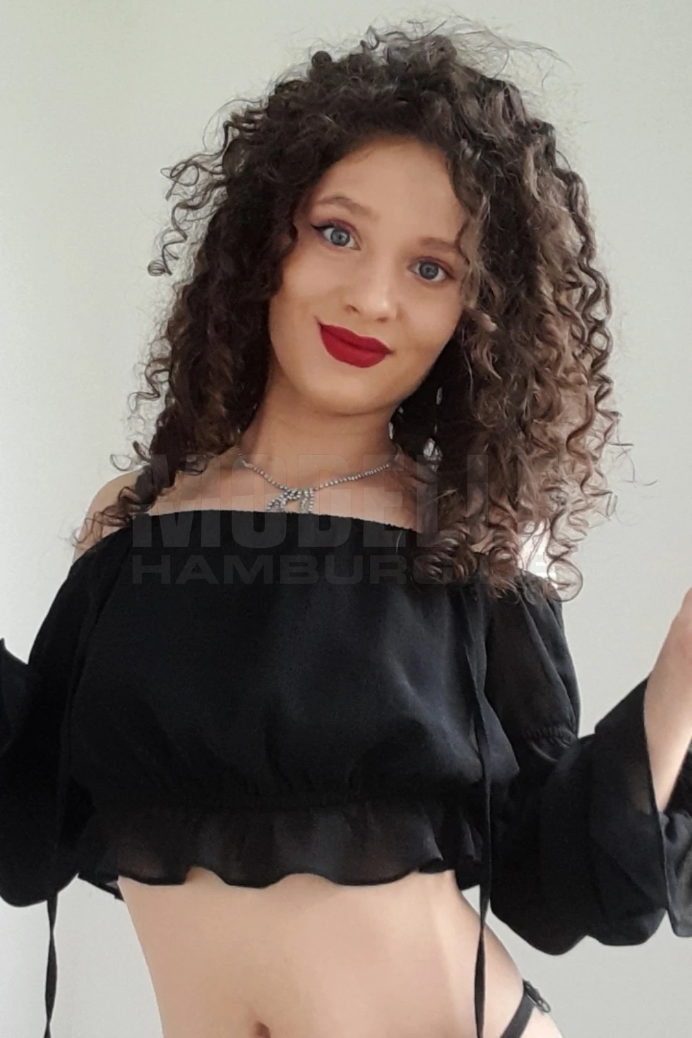 Karina, 19, osteuropäisch, Nutte in Hamburg-Stellingen