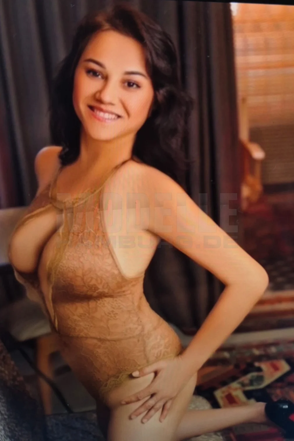 Thai Chaba, 40, thailändisch, Hostess in Hamburg-Langenhorn