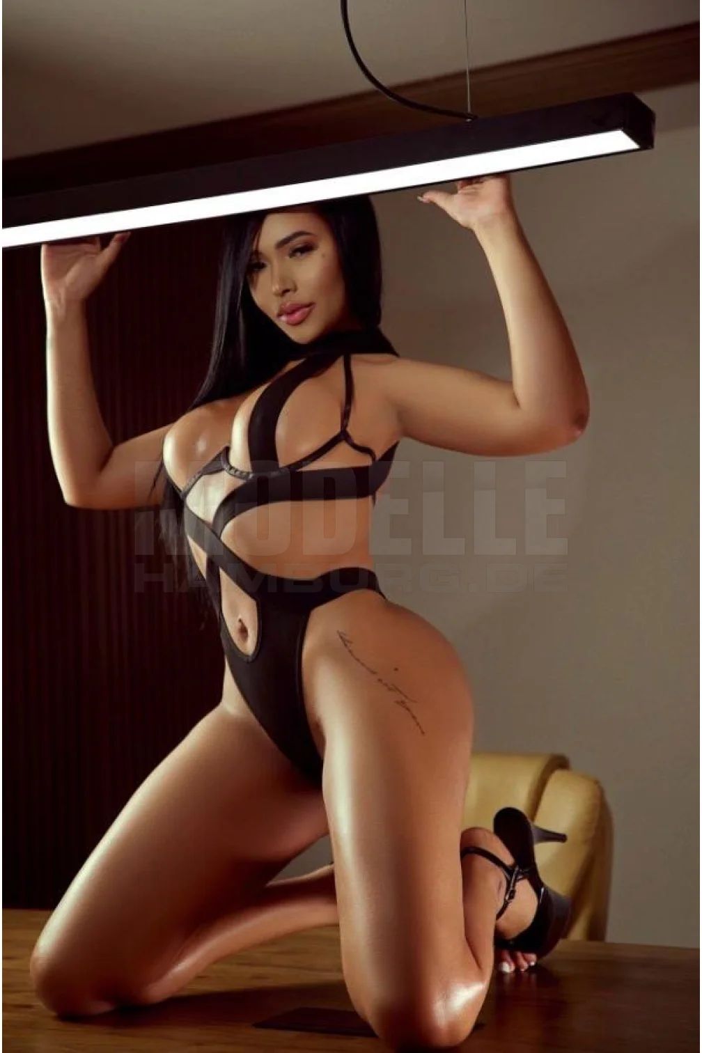 Luna Party, 24, spanisch, Callgirl in Hamburg