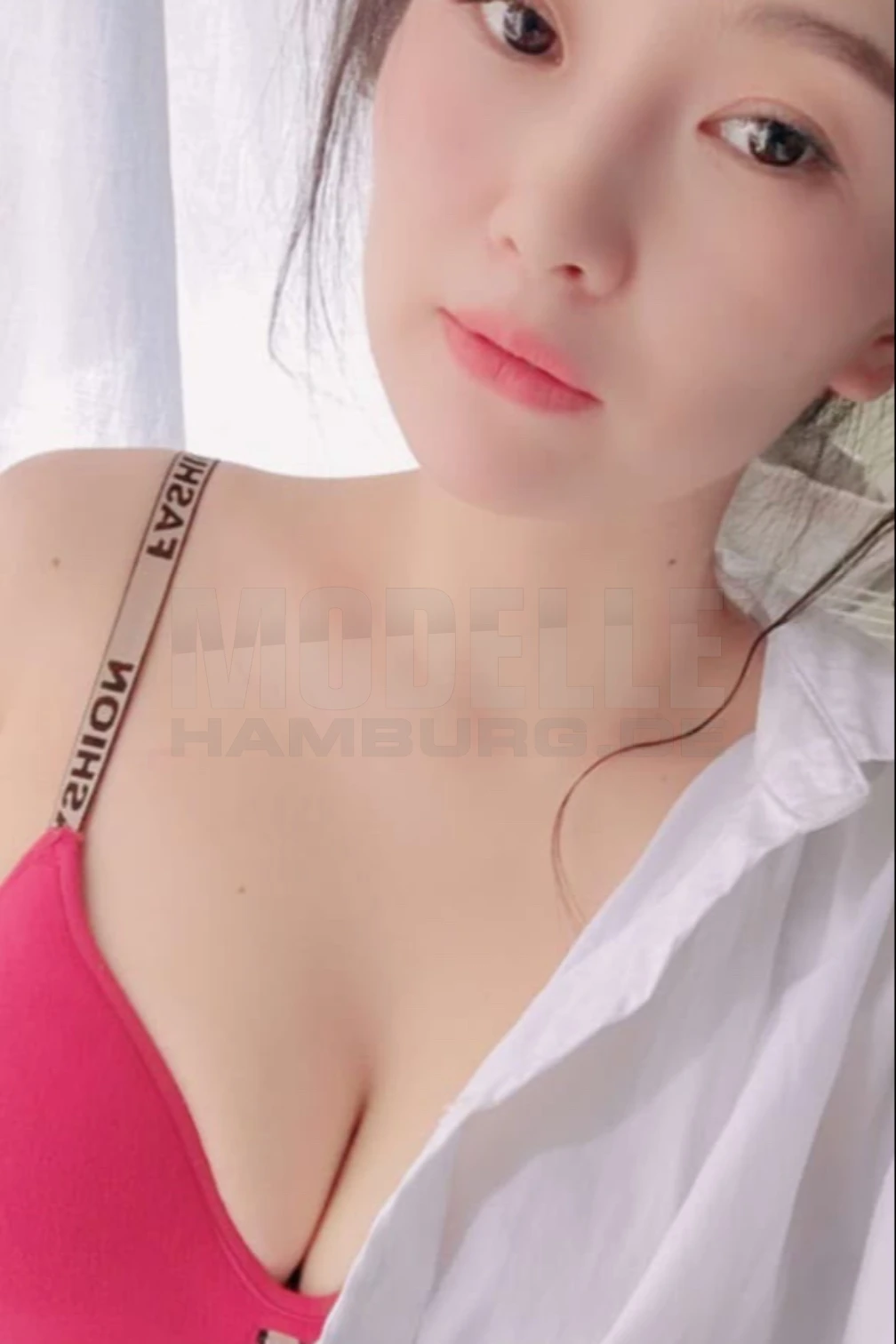Heißes Asia Girl Vivi mi, 22, chinesisch, Hure in Hamburg-Stellingen